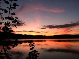 30 Laurel Dr in Shutesbury, MA - Building Photo