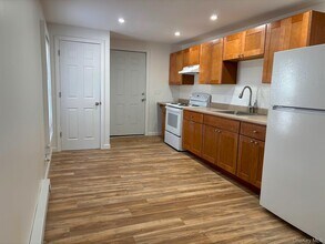 447 NY-376 in Hopewell Junction, NY - Building Photo - Building Photo