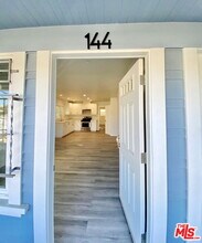 144 Douglas St in Los Angeles, CA - Building Photo - Building Photo