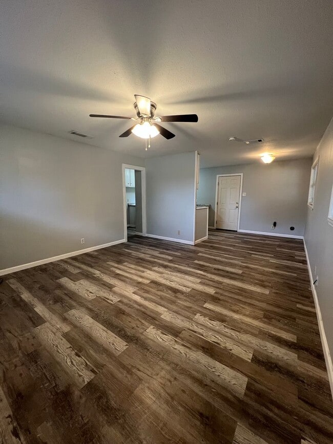 1512 Meadow Dr in Lake Charles, LA - Building Photo - Building Photo