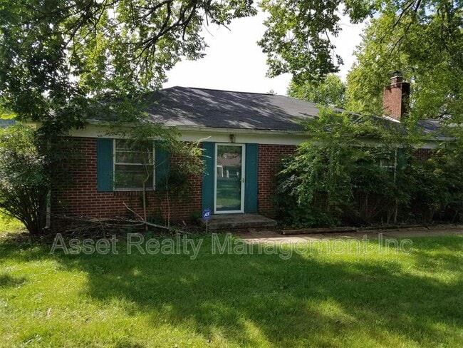 property at 102 Eastwood Dr