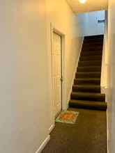 5430 Baywood St-Unit -1 in Pittsburgh, PA - Building Photo - Building Photo