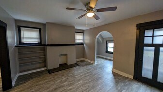 3863 Brighton Rd in Pittsburgh, PA - Building Photo