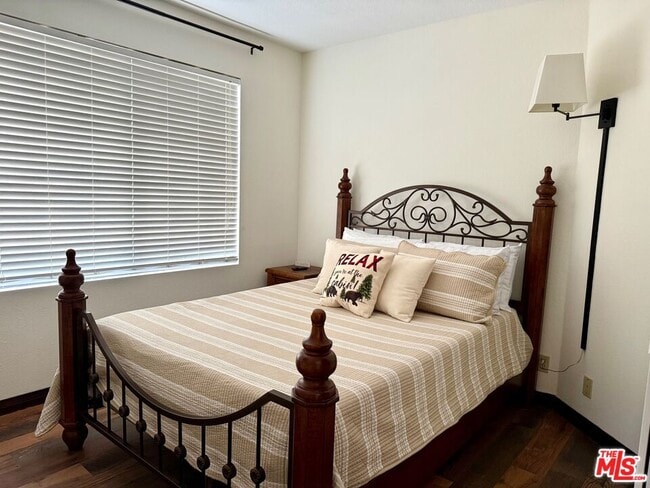 39486 Racoon Dr in Fawnskin, CA - Building Photo - Building Photo