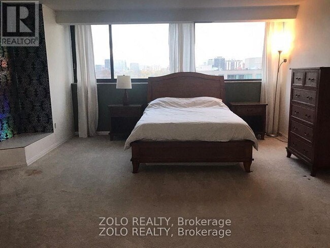 property at 15-14ROOM-15 McMurrich St