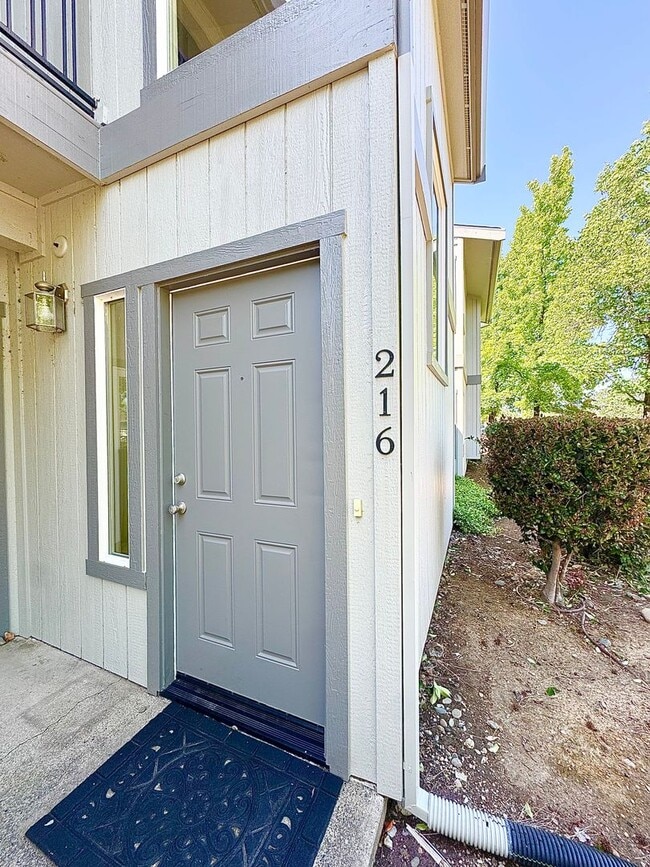 property at 225 Ridgetop Dr