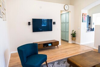 1964 Horseshoe Glen Cir in Folsom, CA - Building Photo - Building Photo