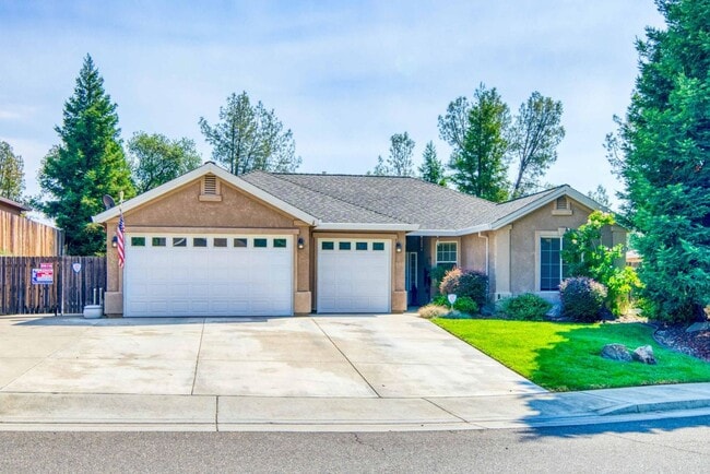 property at 2085 Hedgerow Ave