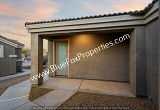 8633 N Continental Links Dr in Tucson, AZ - Building Photo - Building Photo