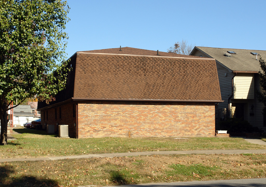 972 Madison Ave in Huntington, WV - Building Photo