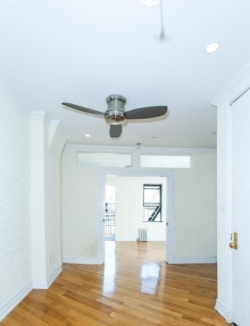 279 E 10th St in New York, NY - Building Photo - Building Photo