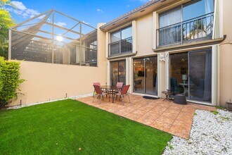 9809 Costa del Sol Blvd in Doral, FL - Building Photo - Building Photo