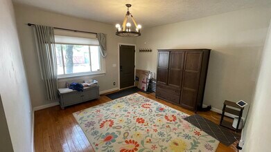 615 Tripoli St in Pittsburgh, PA - Building Photo - Building Photo