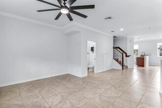12600 SW 50th Ct in Miramar, FL - Foto de edificio - Building Photo