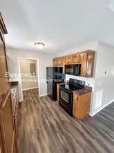 130 Phillip Dr in Springfield, TN - Building Photo - Building Photo