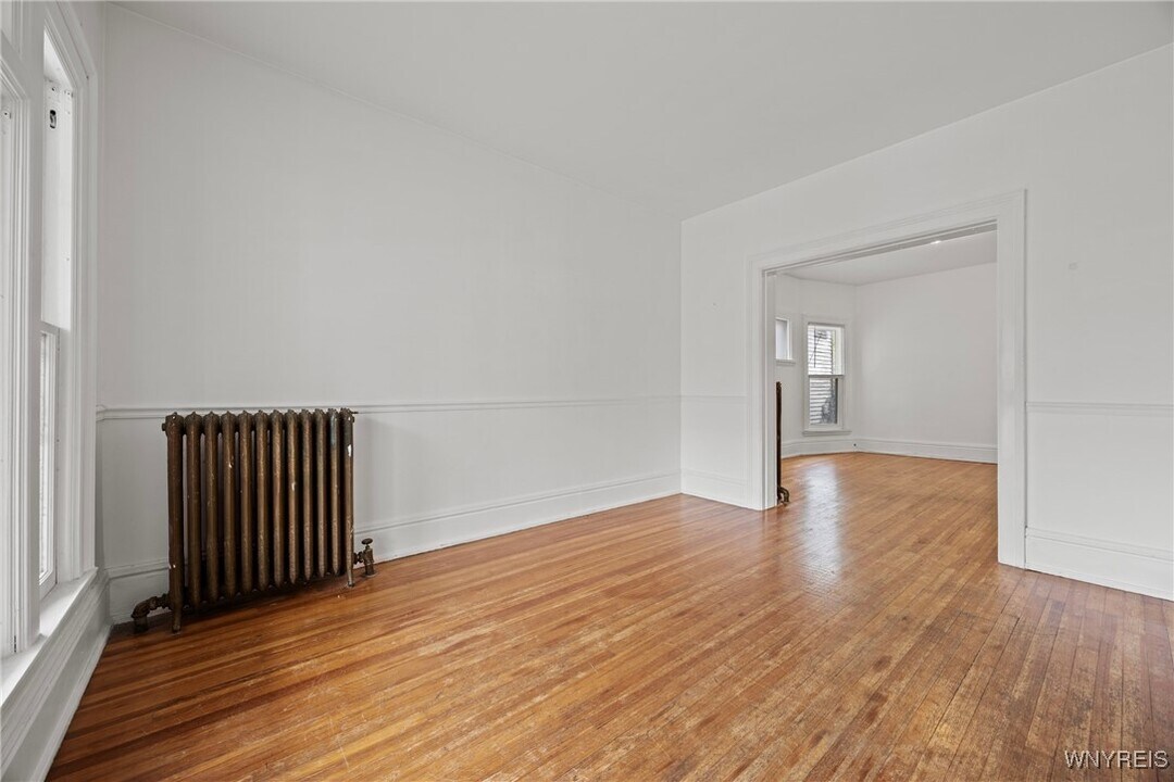 333 Lafayette Ave in Buffalo, NY - Building Photo