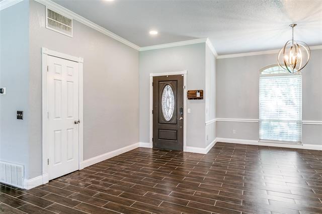 3713 Brentwood Ct in Colleyville, TX - Foto de edificio - Building Photo