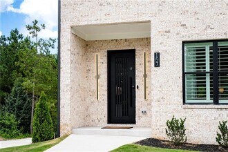 173 Brush Creek Ct in Stockbridge, GA - Building Photo - Building Photo