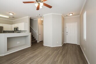 2407 Character Ct in North Las Vegas, NV - Building Photo - Building Photo