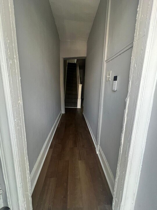 2437 E Biddle St in Baltimore, MD - Building Photo
