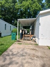 3500 N Dirksen Pkwy in Springfield, IL - Building Photo - Building Photo