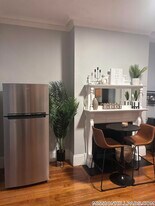 252 Warren St in Boston, MA - Building Photo