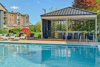 Residences at Lakeside in Lombard, IL - Building Photo - Building Photo