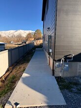 14 N 300 E in Hyrum, UT - Building Photo - Building Photo