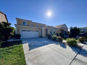 29330 Morro Dr in Menifee, CA - Building Photo - Building Photo
