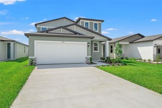 3655 Moscato Dr in Brooksville, FL - Building Photo - Building Photo