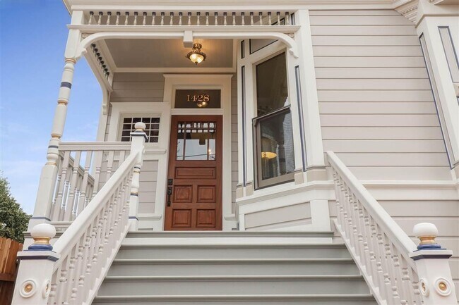 1428 Benton St in Alameda, CA - Building Photo - Building Photo