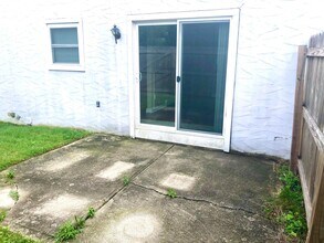6398 Shelton Ct in Dublin, OH - Building Photo - Building Photo