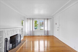 3114 Madison St in Alameda, CA - Building Photo - Building Photo