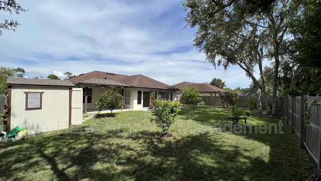 property at 4104 Cannon Ct