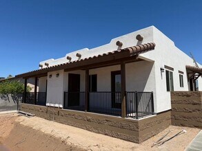 271 S Avenue A in Yuma, AZ - Building Photo - Building Photo