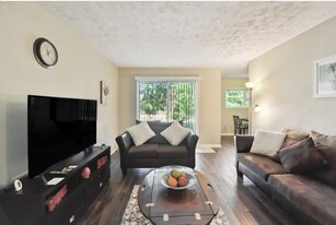 144 Scandia Cir in Athens, GA - Building Photo