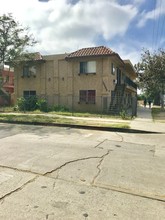 14258 Delano St in Van Nuys, CA - Building Photo - Building Photo