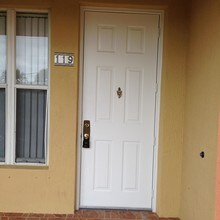 3569 Forest Hill Blvd-Unit -119 in West Palm Beach, FL - Building Photo - Building Photo