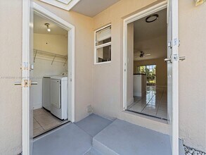 20875 Grouper Dr in Cutler Bay, FL - Building Photo - Building Photo
