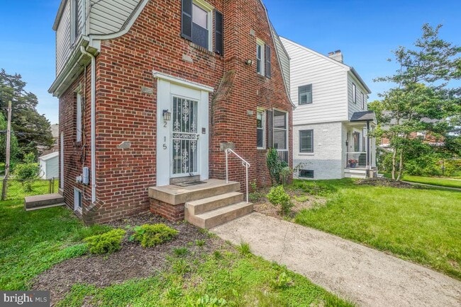 2615 Otis St NE in Washington, DC - Foto de edificio - Building Photo