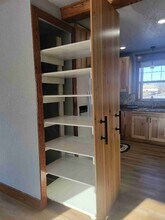 103 1st St SE in Stanley, ND - Foto de edificio - Building Photo