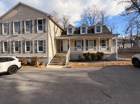 9216 Crandall Rd in Lanham, MD - Building Photo