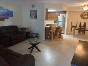 6556 Chasewood Dr in Jupiter, FL - Building Photo - Building Photo