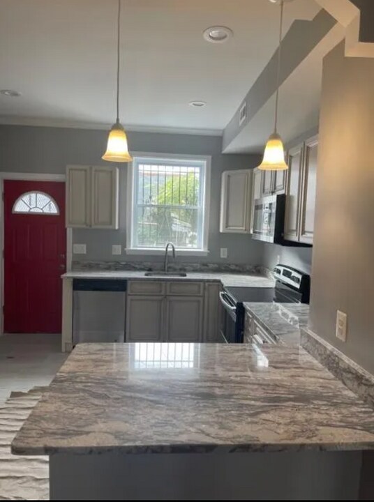 1608 N Milton Ave in Baltimore, MD - Building Photo