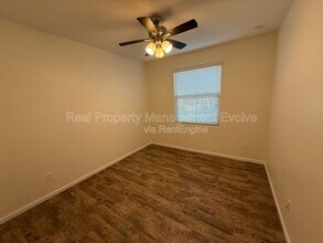 36812 Yellowstone Dr in San Tan Valley, AZ - Building Photo - Building Photo