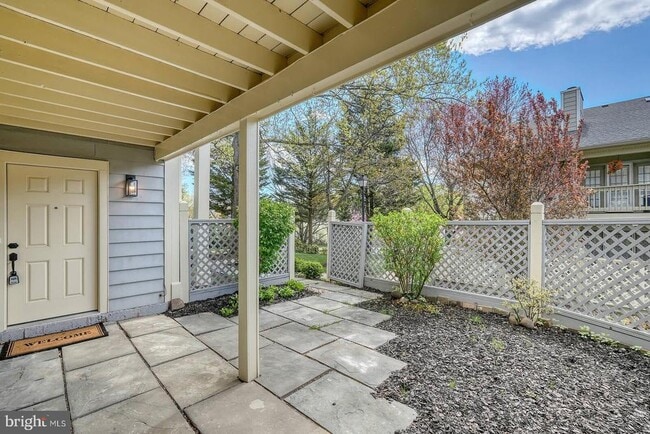 20527 Shadyside Way in Germantown, MD - Building Photo - Building Photo