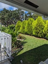 808 NE 8th St in Hallandale Beach, FL - Building Photo - Building Photo