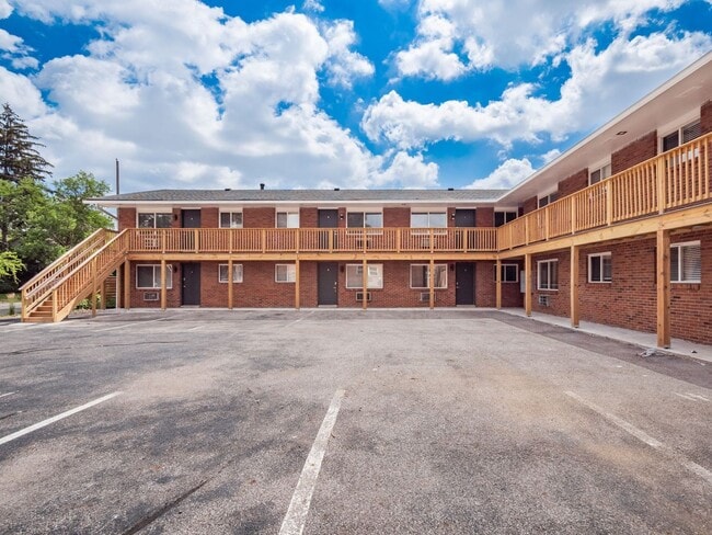 593 Riverview Dr in Columbus, OH - Building Photo - Building Photo