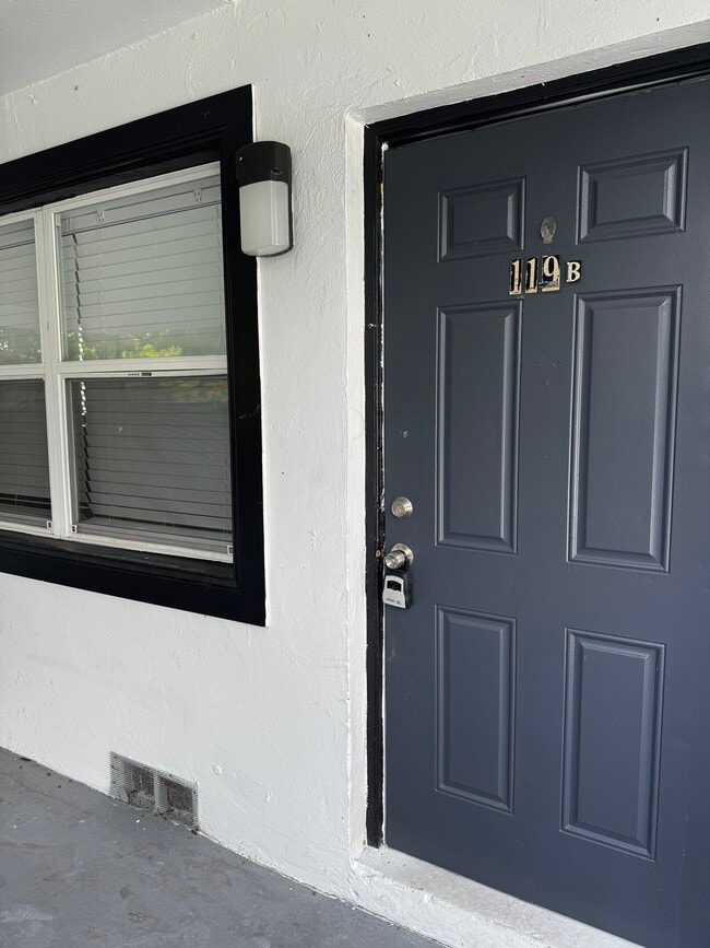 119 N A St, Unit B
