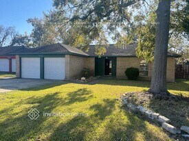 16502 Oxnard Ln in Friendswood, TX - Building Photo
